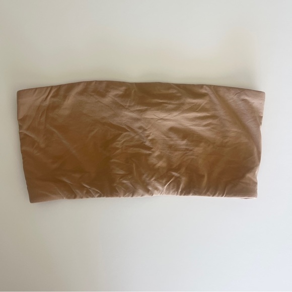 SKIMS FITS EVERYBODY BANDEAU BRA - Picture 2 of 5